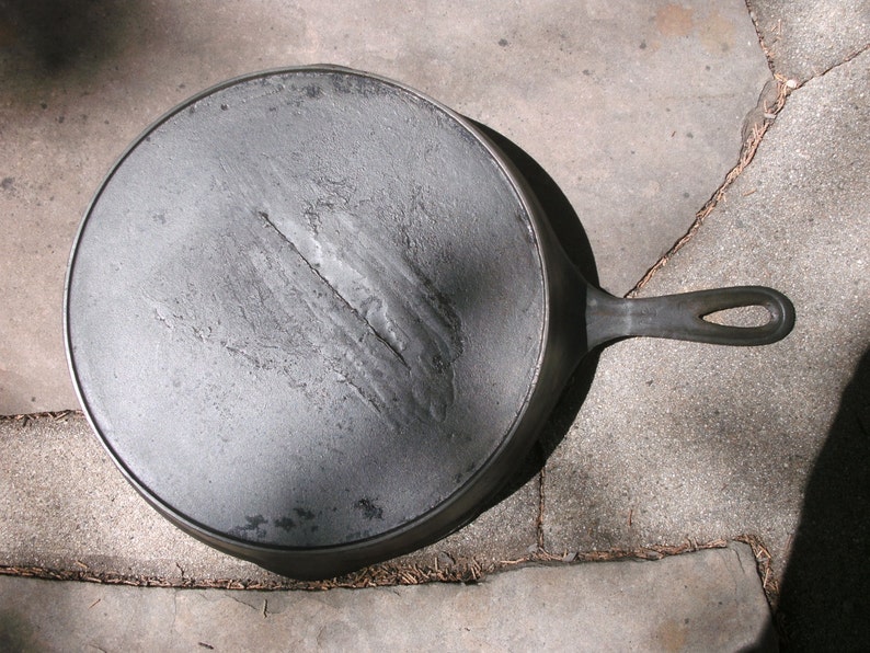 Vintage 8 cast iron skillet raised number Etsy