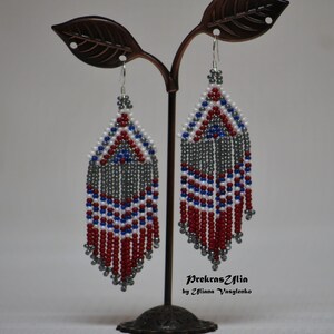 Boho Rocailles Perlen Ohrringe: Grau, Rot, & Sterling Silber