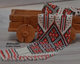 Blanco Rojo Negro Vishivanka gerdan largo gerdan ucraniano Gerdan Collar de cuentas hecho a mano Gerdan largo joyería personalizada estilo ucraniano