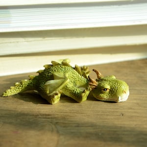 Miniature Green Sleeping Dragon Figurine W/ Sign ~ Fairy Garden Accessories & Supplies ~ Miniature Gardening Dioramas