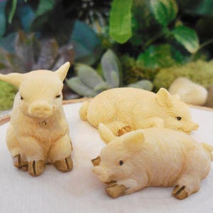 Fairy Garden Miniature Farm Piglets~ Set of 3 Tiny Peach Pig Figurines, Miniature Fairy Farm Accessory ~ Mini Farm Animal for Terrariums