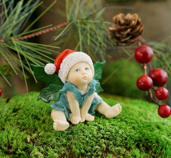 Miniature Santa Hat, Christmas Dollhouse Miniatures, Fairy Garden
