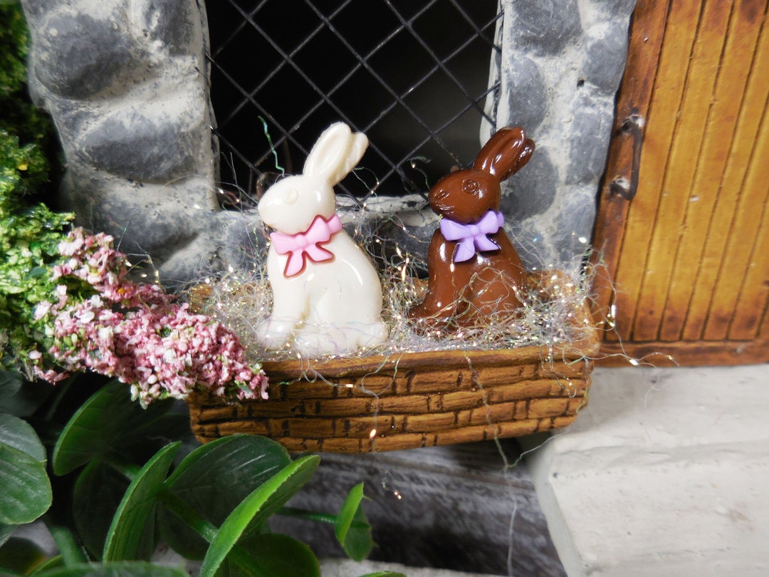 Miniature Chocolate Easter Bunny in Milk or White 'chocolate' ~ Fairy ...
