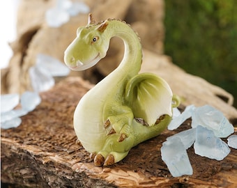 Figura de dragón verde adulto en miniatura ~ Jardín de hadas, terrario y accesorios para casas de muñecas ~ Animales míticos para dioramas
