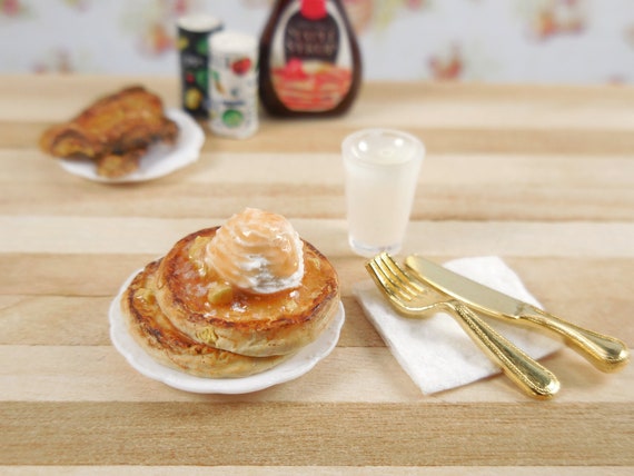 Miniature Apple Cinnamon Pancakes W/ Whipped Cream & Silverware Fall Fairy  Garden, Dollhouse or Diorama Breakfast Food Accessories 