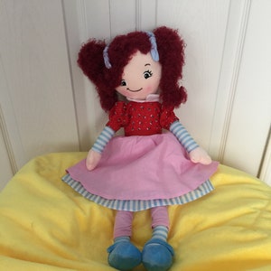 Gepersonaliseerde Rag Doll - Brigitte met rood haar/Cubbies Knuffelige Rag Doll/Kleine meisjes eerste grote Rag Doll/Verjaardag/Kerstmis/Pasen/Meisjescadeau