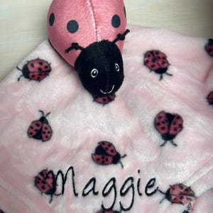 Manta de seguridad personalizada con diseño de mariquita para bebé, con bordado