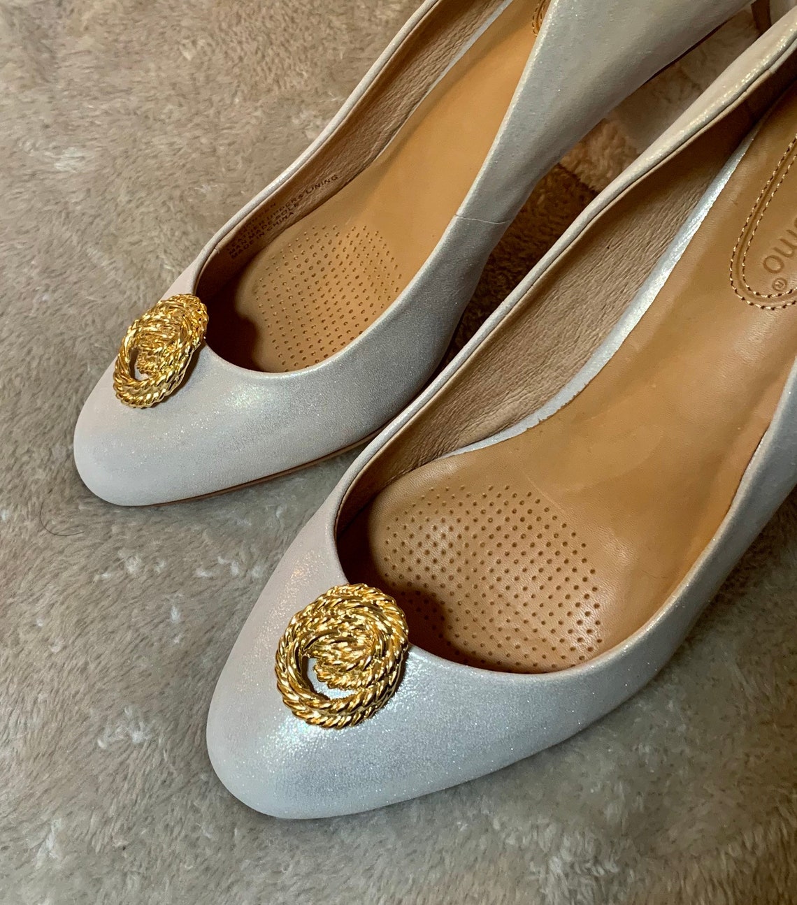 Goldtone knot shoe clips / Rope knot dress shoe clips Goldtone knot shoe clips / Rope knot dress shoe clips