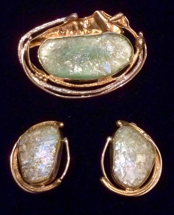 Ancient Israeli Roman Glass Brooch & earrings desi