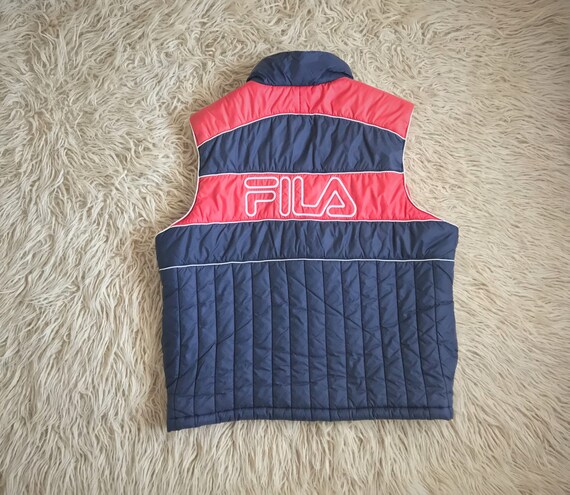 fila vest