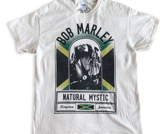 Y2K 00s BOB MARLEY t shirt • 80s Hip Hop Rap Regge Vintage Retro Old School Jamaica Streetwear Zion Boxy Beige Band tee Sweatshirt / size L