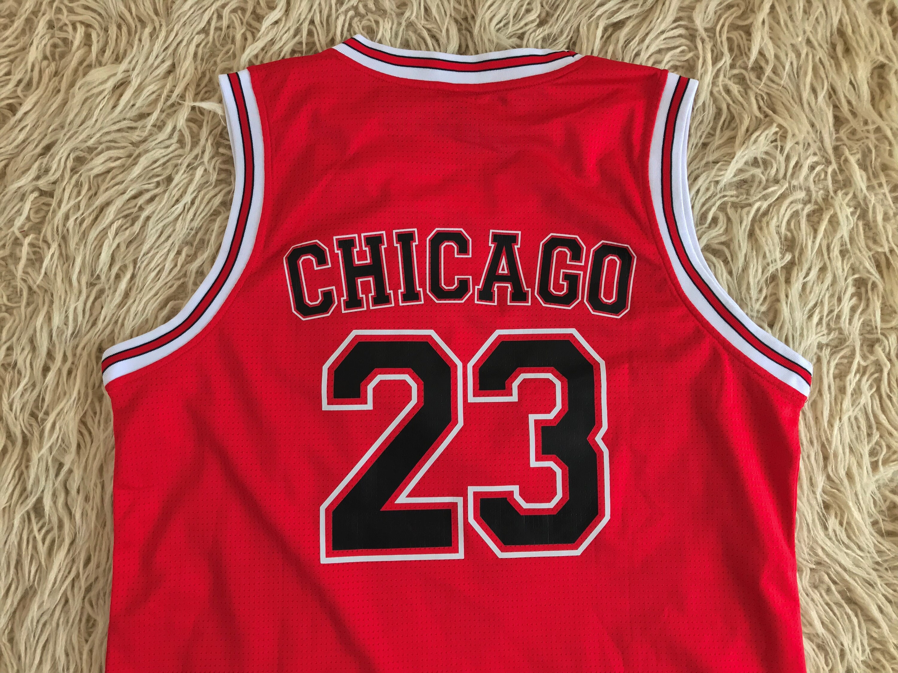 chicago basketball jersey