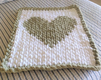 Heart Knitting Pattern and Tutorial Instructions, Chunky Knit Blanket Knitting Pattern, Heart Baby Blanket DIY