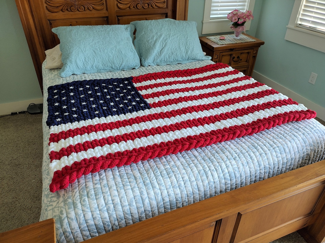American Flag Knitting Pattern and Tutorial Instructions for Bulky Yarn