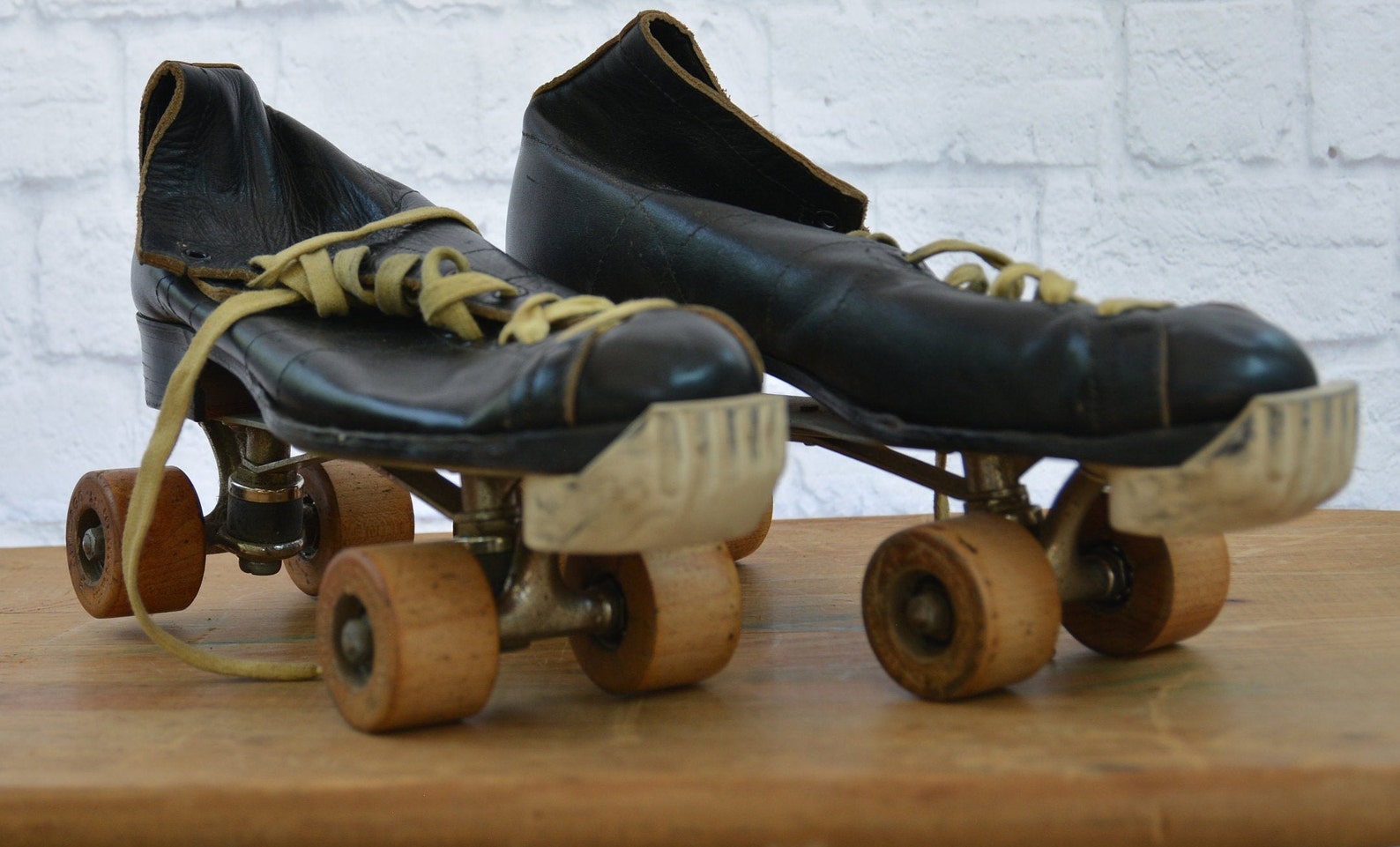 The Hub Chicago Roller Skate Rink/ Vintage Skates with Wooden Etsy