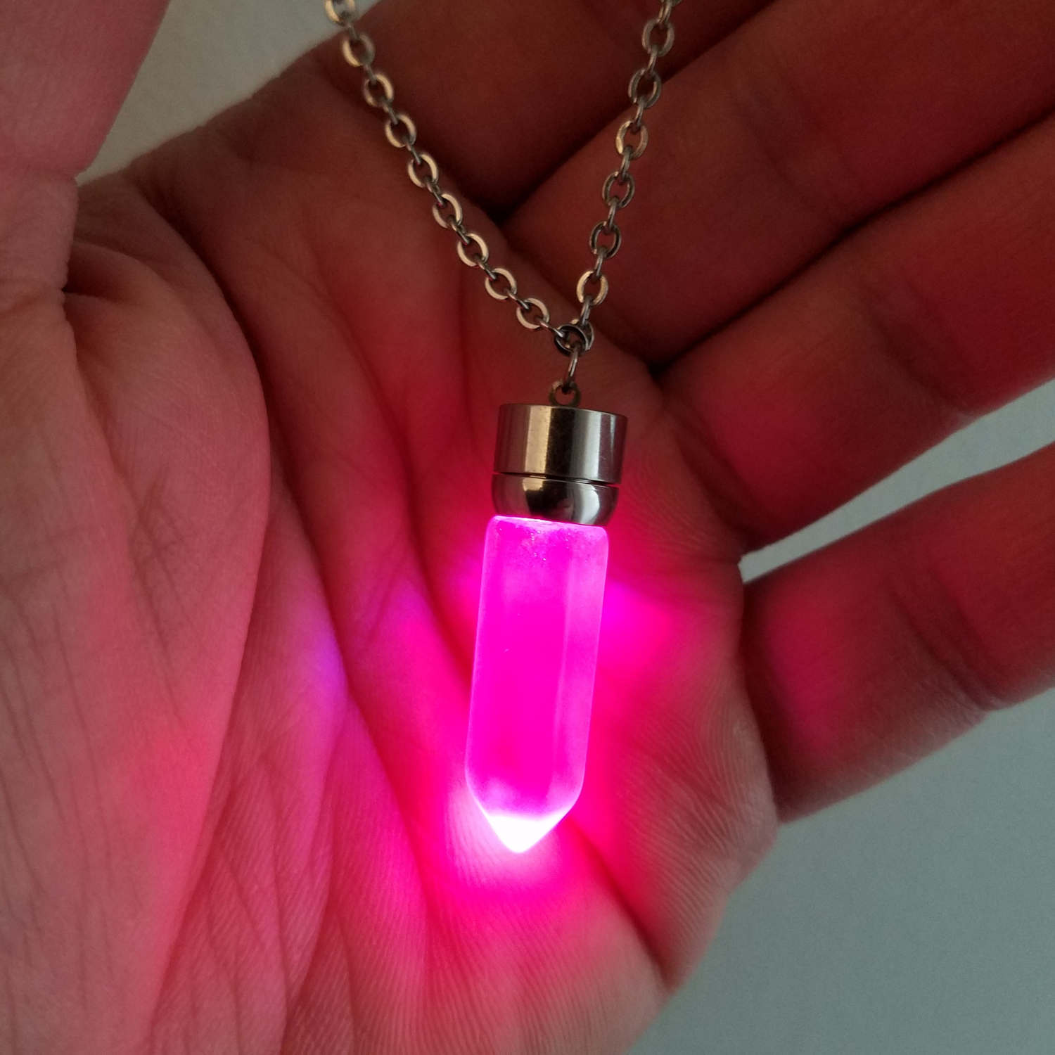 LED Light up Crystal Pendant Necklace Glow Crystal Jewelry Etsy UK