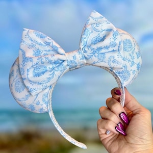 Floral Princess Minnie Ears: Light Blue Cinderella Inspired Mickey Ears