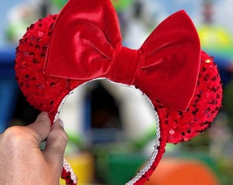 Red Velvet Sequin Minnie Ears, Disney Christmas Headband - Etsy display picture 2