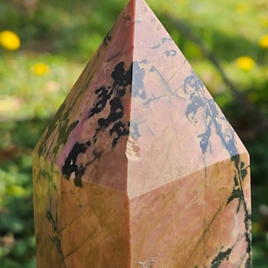 Rhodonite Tower, RHODONITE Generator, Pink Crystal Tower, Heart Chakra ...