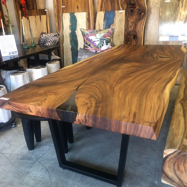 EXAMPLE - Live Edge Dining Table