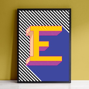 Letra E Imprimir | Impressão de letras coloridas | Arte Inicial Ousada | Impressão de letras do alfabeto | Impressão artística A4, A3, A2 | Emoldurado | Sem moldura | Azul amarelo