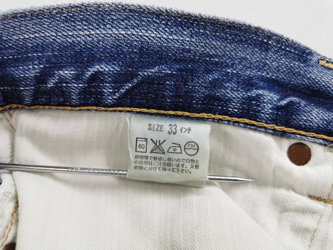 size 33 in levis