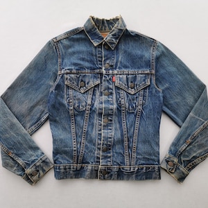 Levis Distressed Jacket Vintage 80&#39;s Levis Trucker Denim Jeans Jacket Made In USA Size S