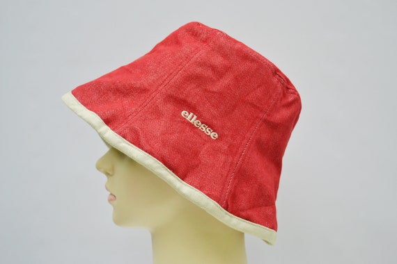 ellesse reversible bucket hat