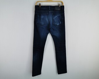 【送料&関税込】Burberry Dark Blue Denim Jeans Burberry Brit Dark Wash Selvedge Jeans – The Curatorial Dept.