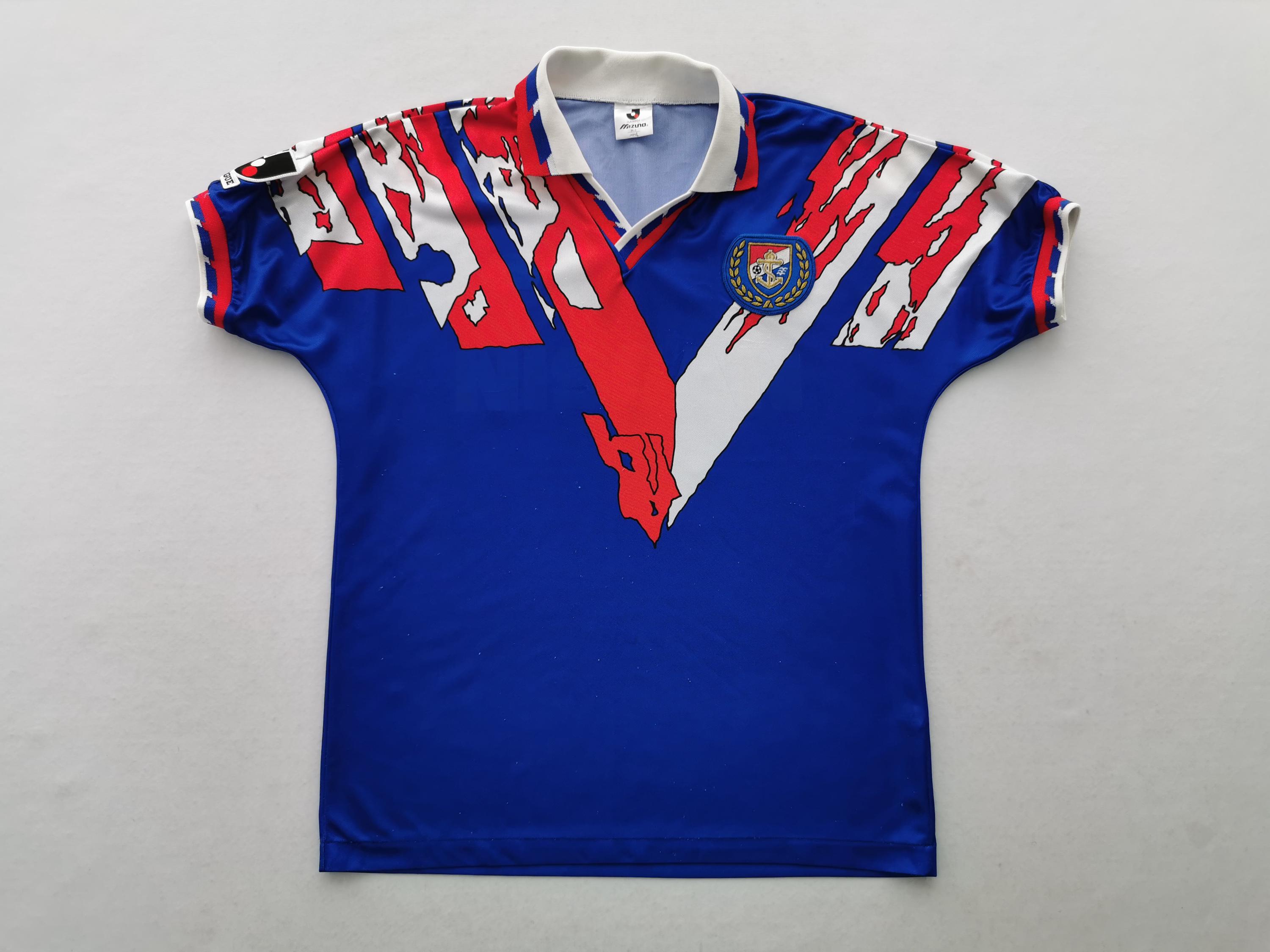 未使用品 MIZUNO J.LEAGUE Tシャツ サイズEL Jリーグ 90s Remember those J-League Mizuno kits from 90s? The produced