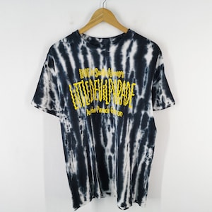Koszulka Little Devil Parade Koszulka Little Devil Parade Koszulka Little Devil Parade od LiSA Koszulka z nadrukiem Tie Dye Rozmiar M/L
