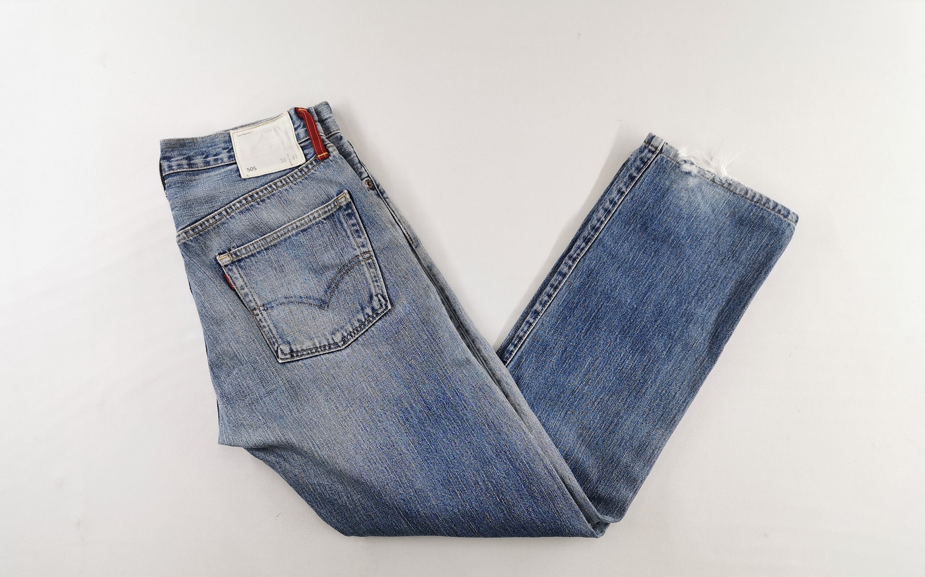 size 33 in levis