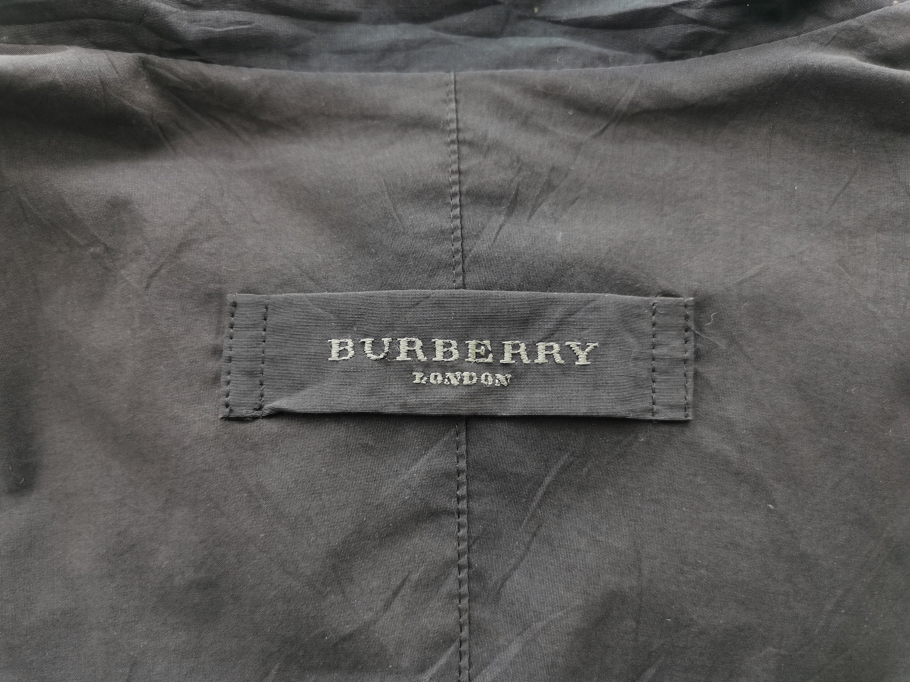 Japan direct shipment name card used package] BURBERRY classic