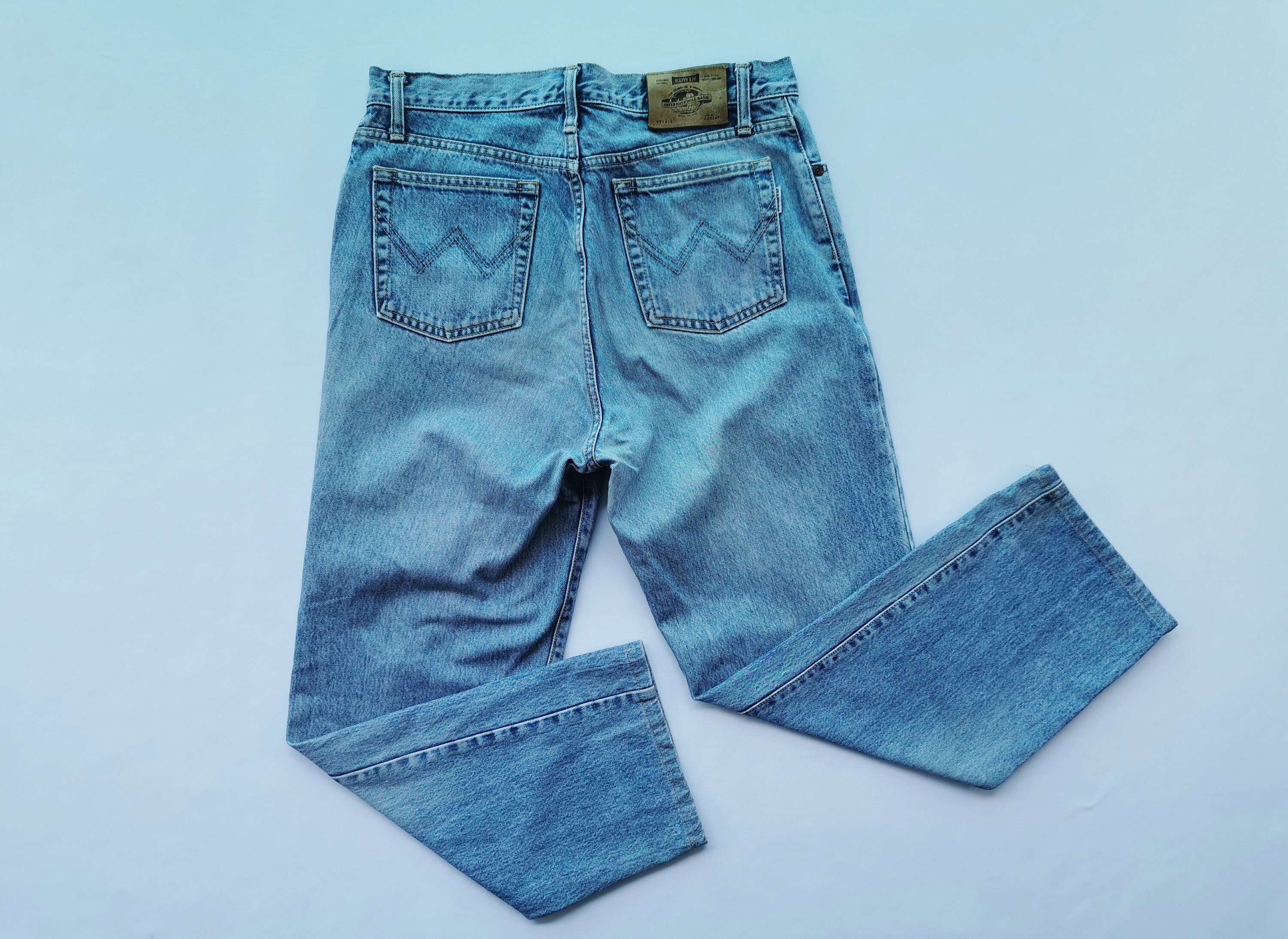 Edwin Jeans Distressed Vintage Size 34 