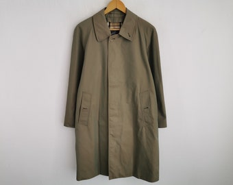 Burberrys 80s Trench-coat With Corduroy Collar and Classic