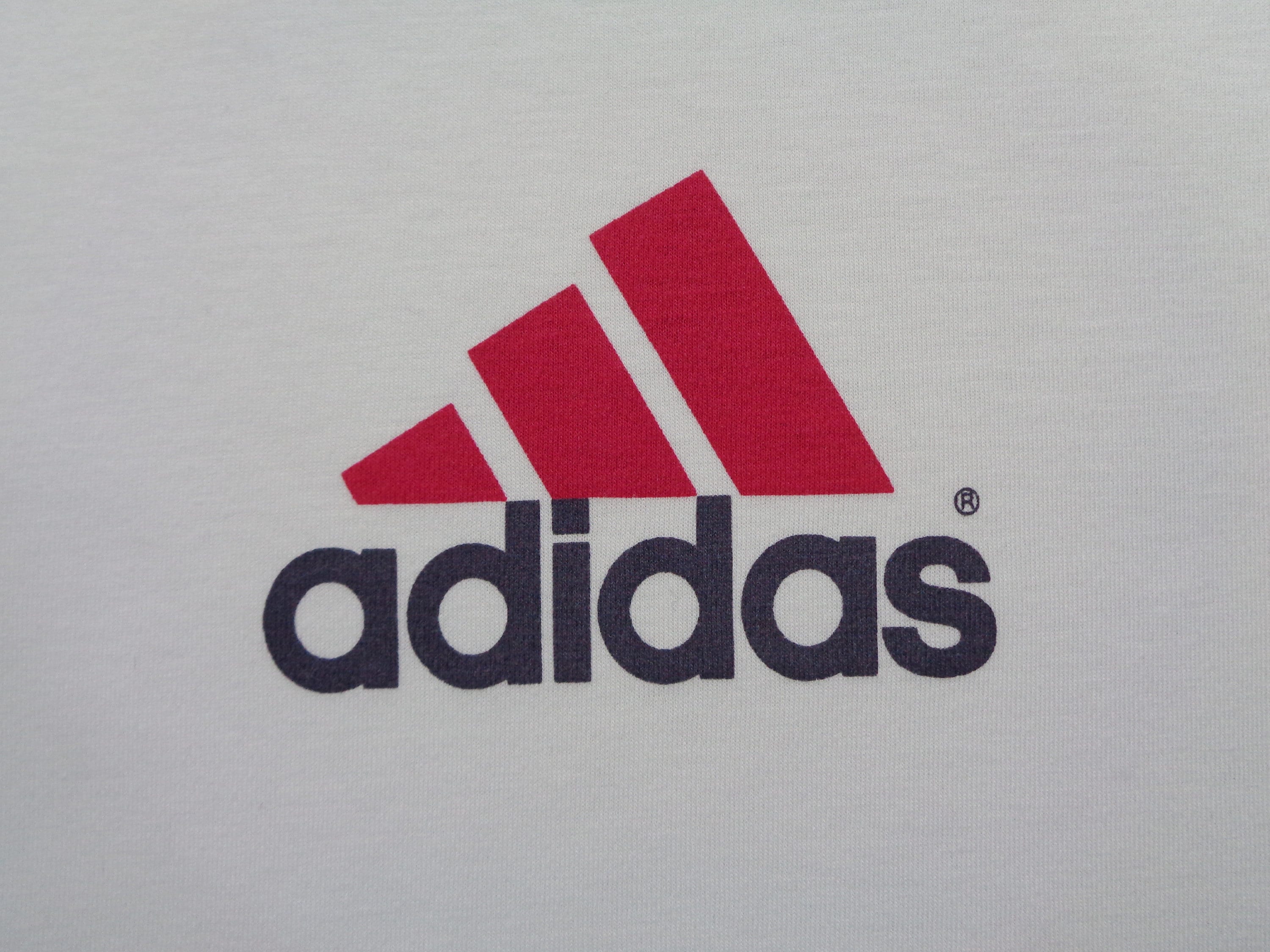 adidas 90s logo