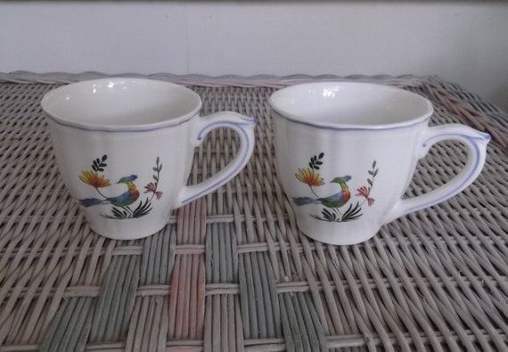 Two Gien France Oiseaux De Paradis Bird Of Paradise 3 Us Tea Cups Excellent