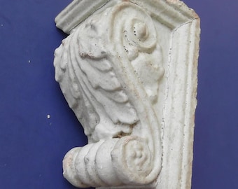 Architectural Salvage 5" Wooden Corbel Shelf Bracket -Acanthus Leaf Design