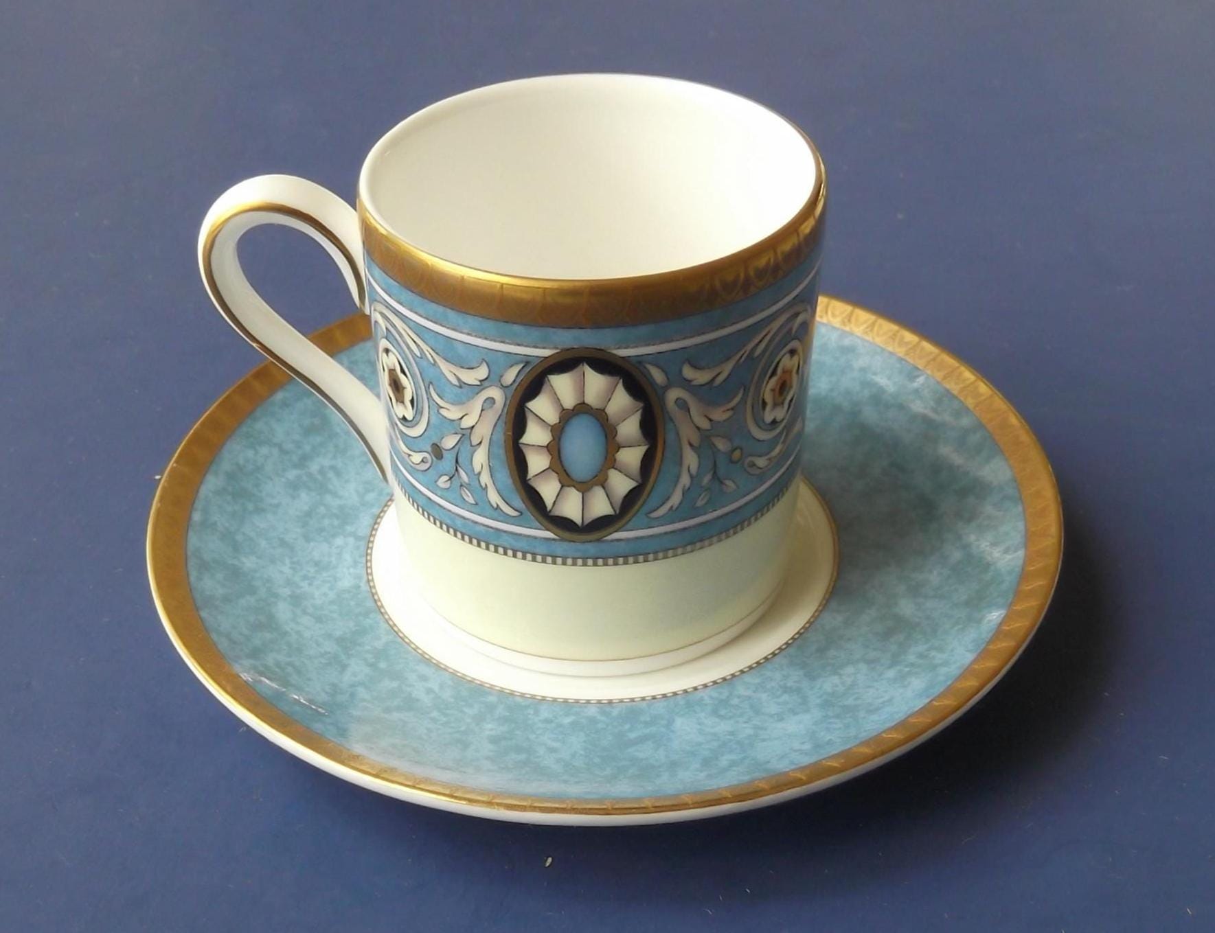 Wedgwood Bond Shape 