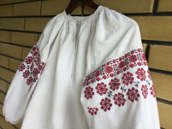 flower embroidered dress