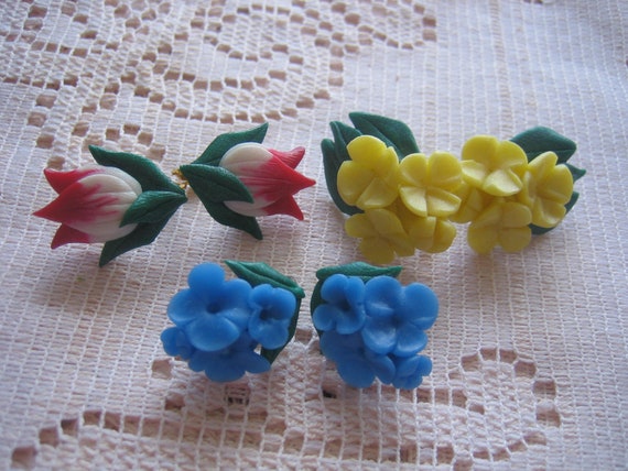 Lot of 3 Pair Earrings Floral 1950s clip on - image 3
