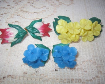 Lot of 3 Pair Earrings Floral 1950s clip on
