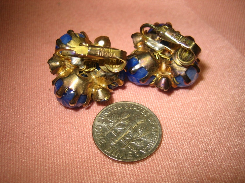 Vintage Signed Vogue Lapis Blue Round Stones /& Rhinestones Earrings