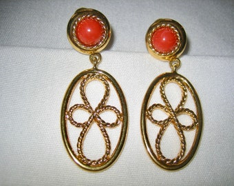 Vintage Monet Long Gold Tone Coral Center Earrings Clip on