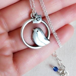 Collar de pájaro de plata antigua, dije de pájaro, piedra de cumpleaños, inicial personalizada, collar de cadena de plata para mejor amiga, regalo de mejor amiga, regalo para ella