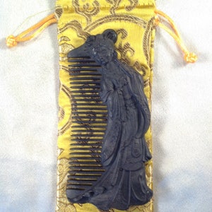 B0017- Wooden Comb