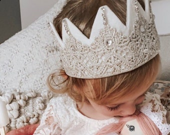 Fairy Birthday Crown,  lace crown, diadema de hadas niña con fieltro, with Rhinestones, Bday Girl Crown
