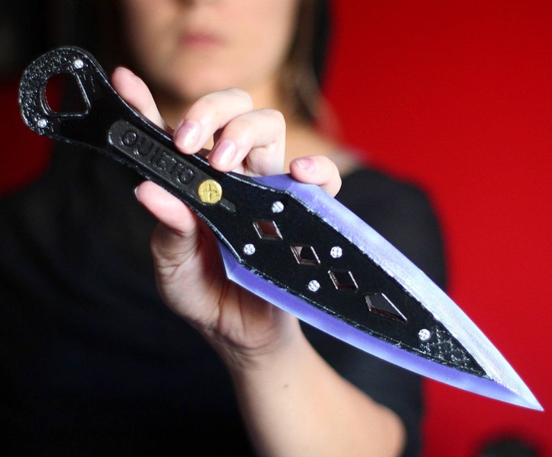 wraith kunai toy