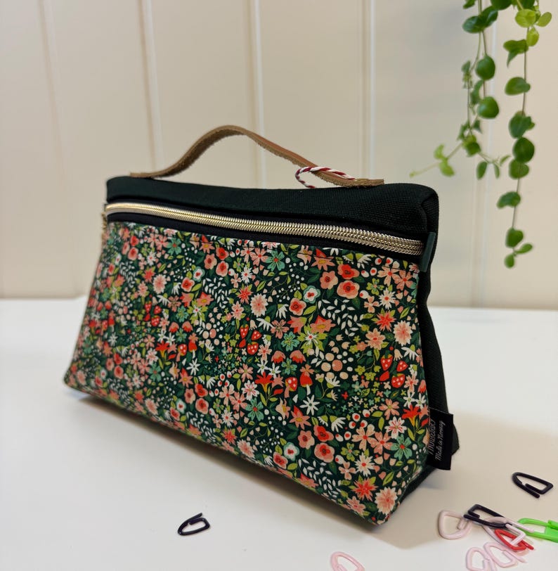 Oslo Pouch Sewing Pattern – 4 Sizes | Printable Template + Step-by-Step PDF Tutorial with Photos & Illustrations. image 14
