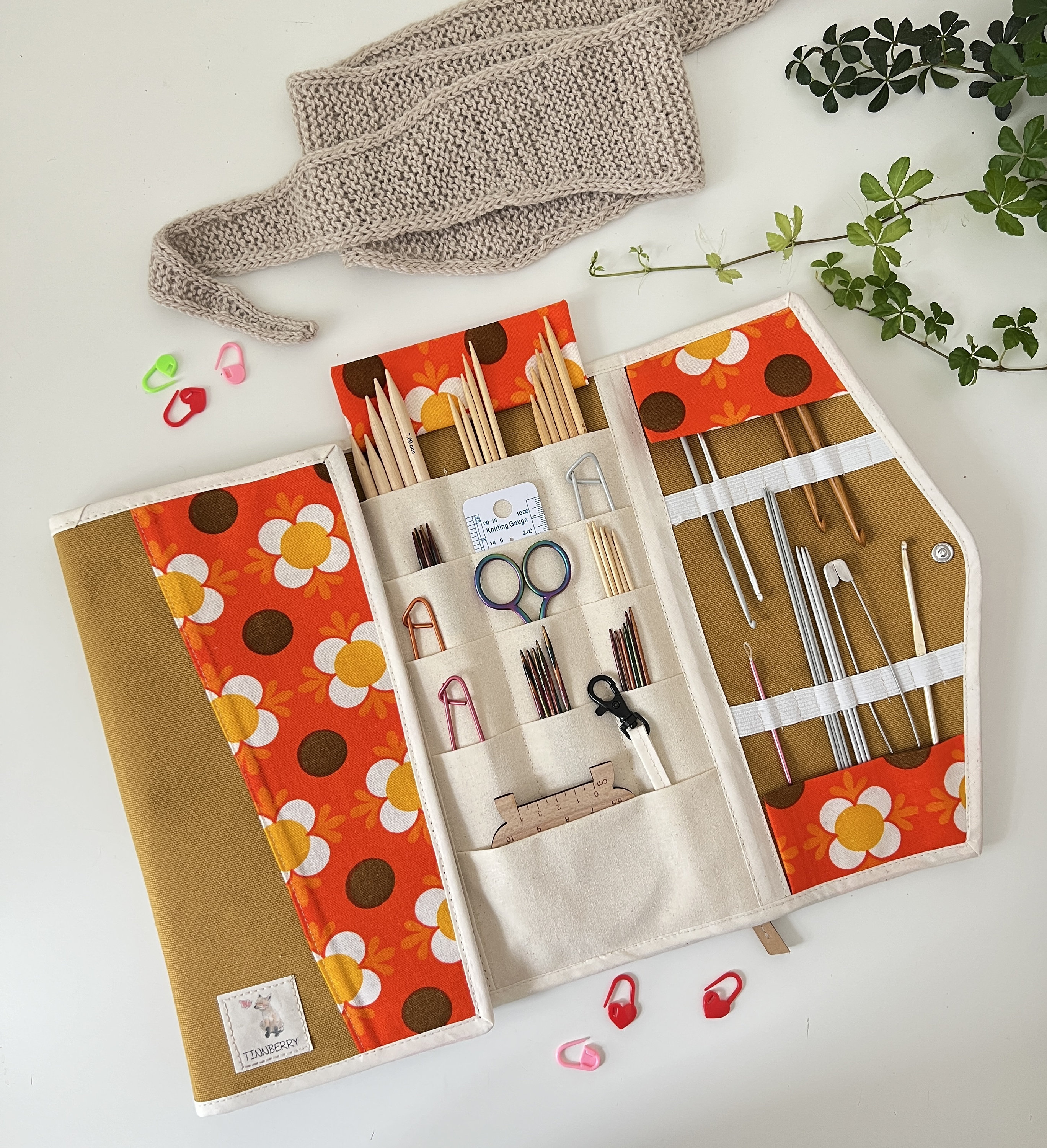 NEEDLE STORAGE: HOW TO SEW A SIMPLE NEEDLE CASE AND AN EASY NO-SEW OPTION —  Pam Ash Designs